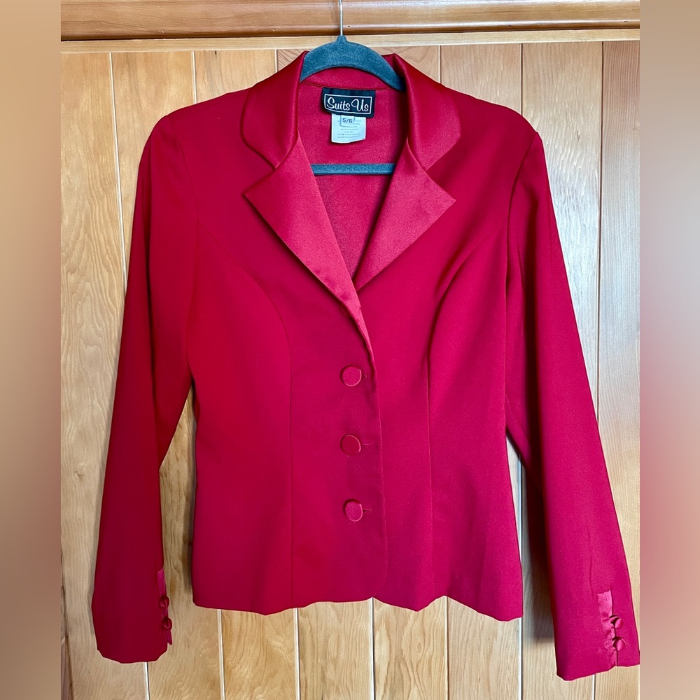 Vintage blazer. Super stylish!